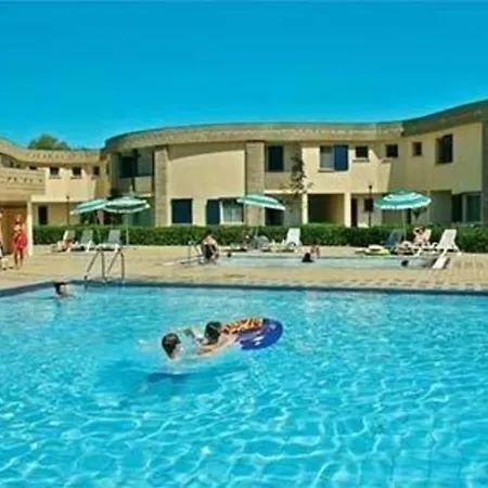 In Mit Gemeinsamem Pool Apartment *